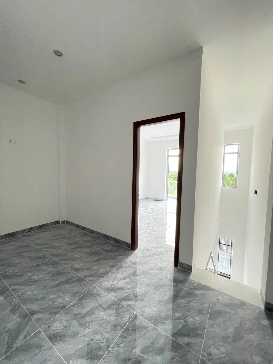 Bán nhà lầu sổ riêng 4.5x16m giá 1 tỷ 690 gần Cầu Bạch Đằng 2 - Ảnh thu nhỏ 5