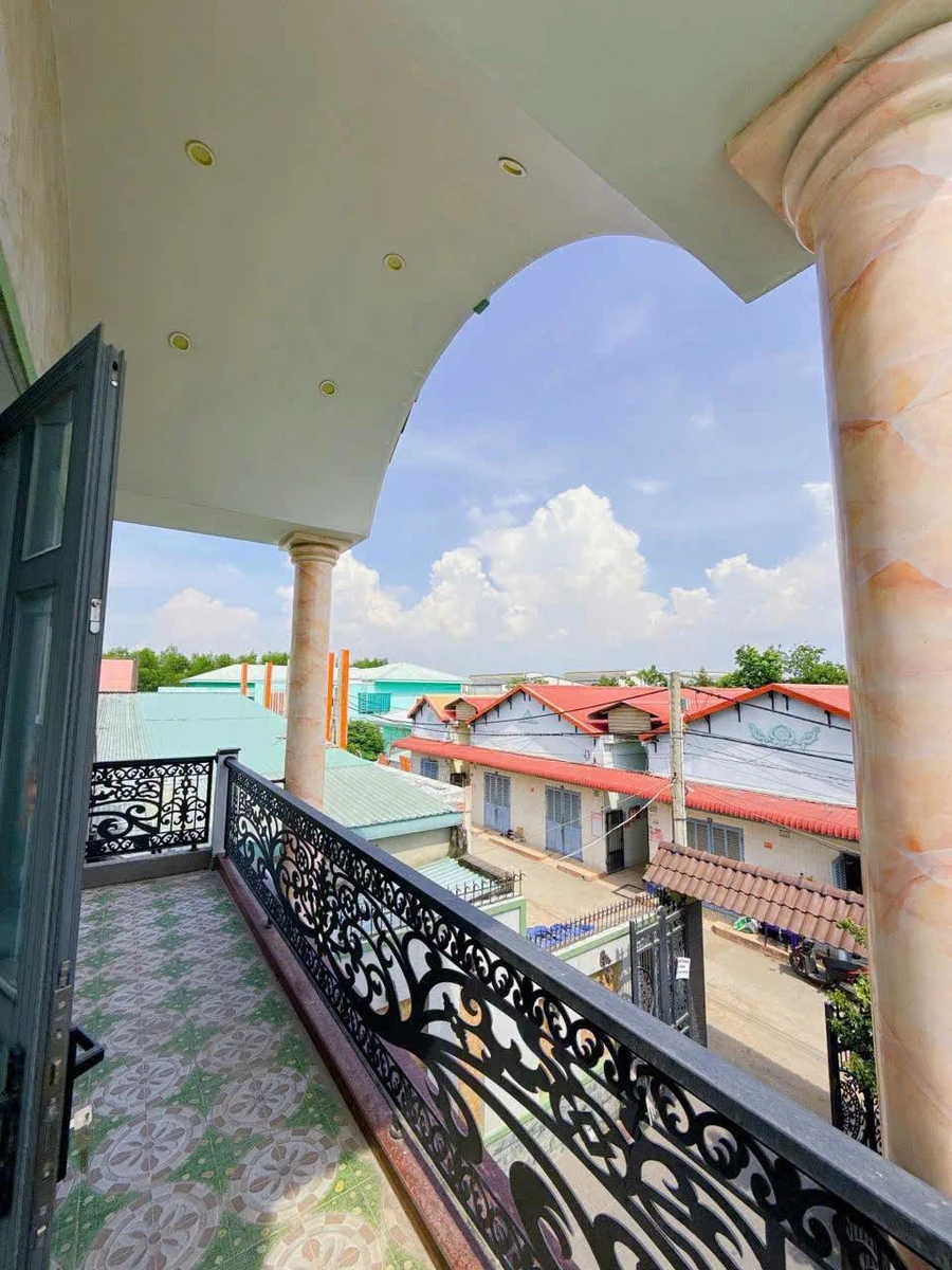Bán nhà 1 trệt 1 lầu sân vườn 274m2 Đồng Nai 3.5 tỷ - Ảnh thu nhỏ 5
