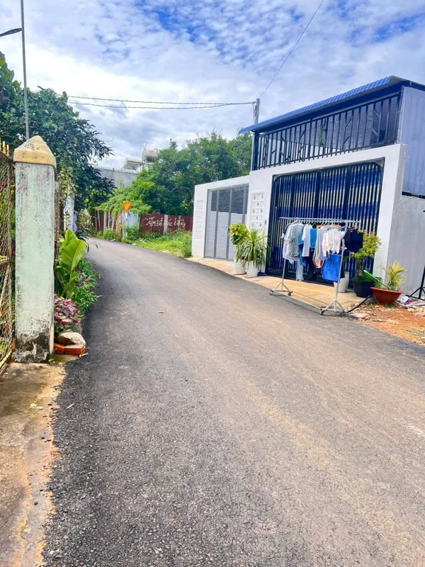 Bán đất mặt tiền đường nhựa 5x27m sổ riêng thổ cư tại Bình Lộc, Long Khánh, Đồng Nai