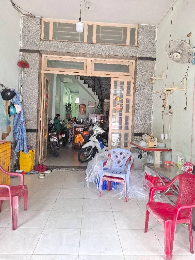 Bán nhà mặt tiền Tân Hóa, Quận 6, 56m2, 5PN, 8,5 tỷ - Ảnh thu nhỏ 3