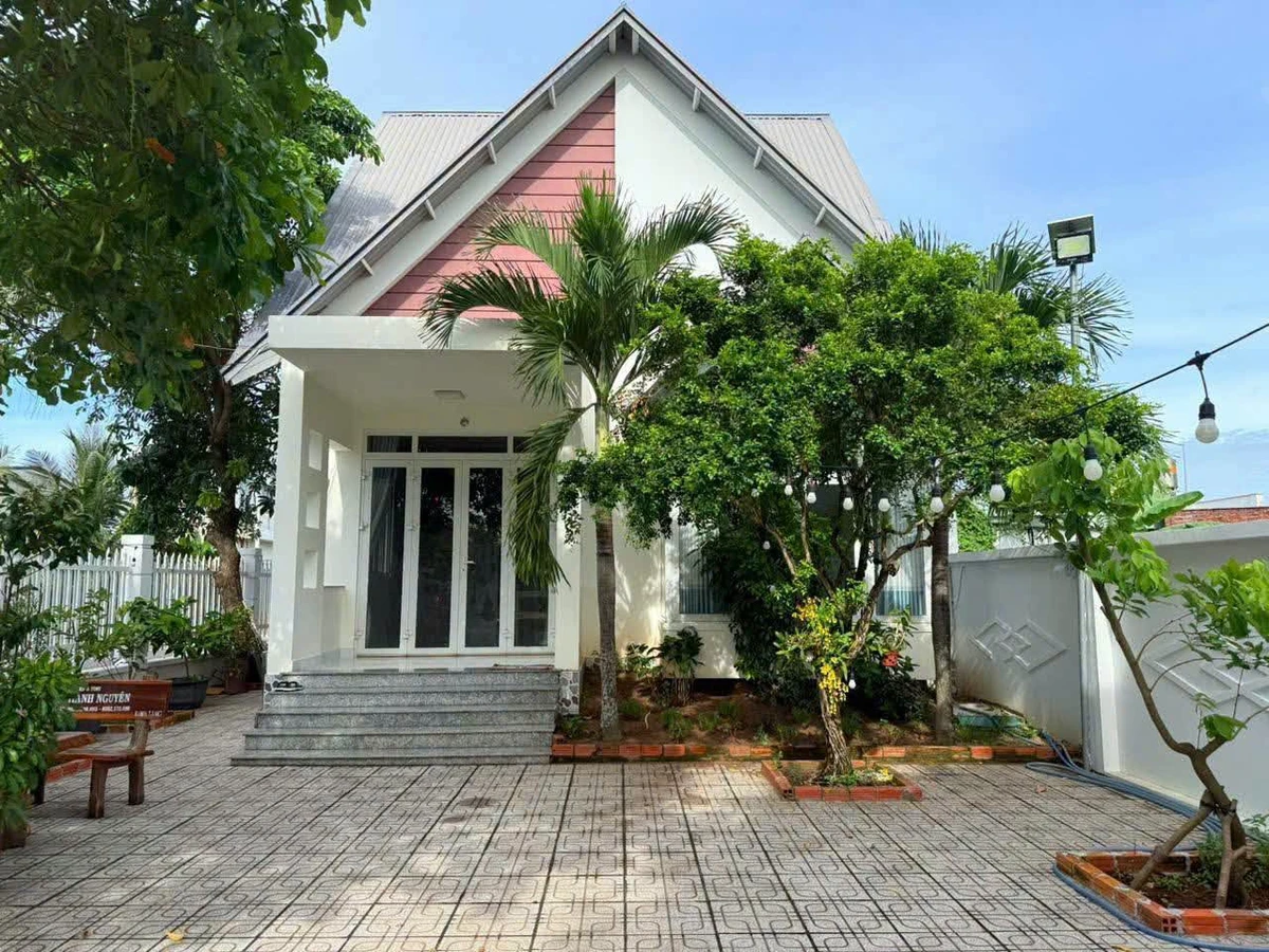 Bán nhà mái Thái 2 mặt tiền 285m² Tây Ninh - Ảnh thu nhỏ 3