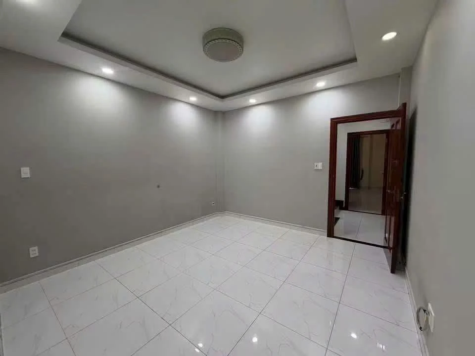 Bán nhà 1 trệt 2 lầu 64m² 4tỷ5 KDC Phúc Đạt - Ảnh thu nhỏ 2