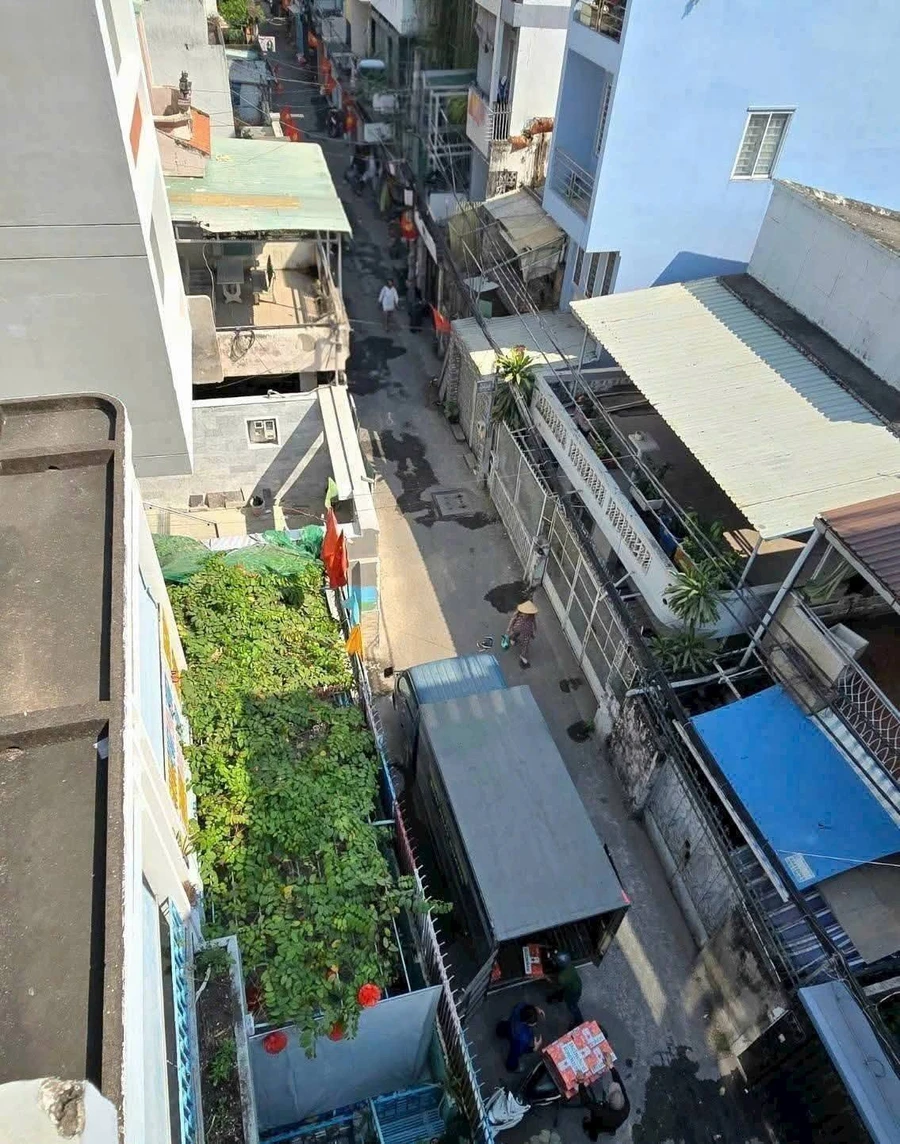 Bán nhà mặt tiền Lê Văn Duyệt, 70m², 5 phòng ngủ, 13,95 tỷ - Ảnh thu nhỏ 2