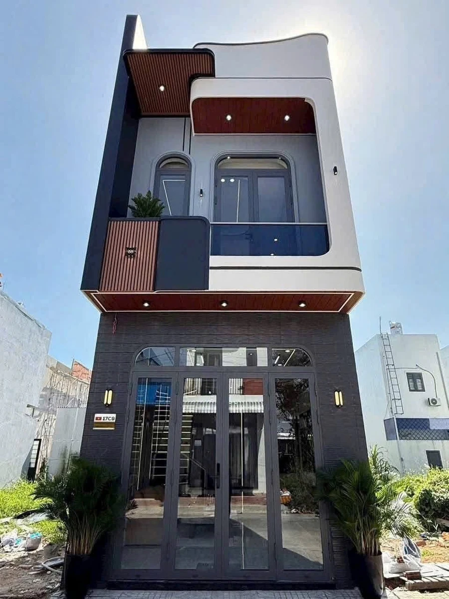 Bán nhà 1 trệt 2 lầu 120m2, 3 phòng ngủ, gần BV Hoàn Mỹ, Thủ Dầu Một, Bình Dương - Ảnh 1
