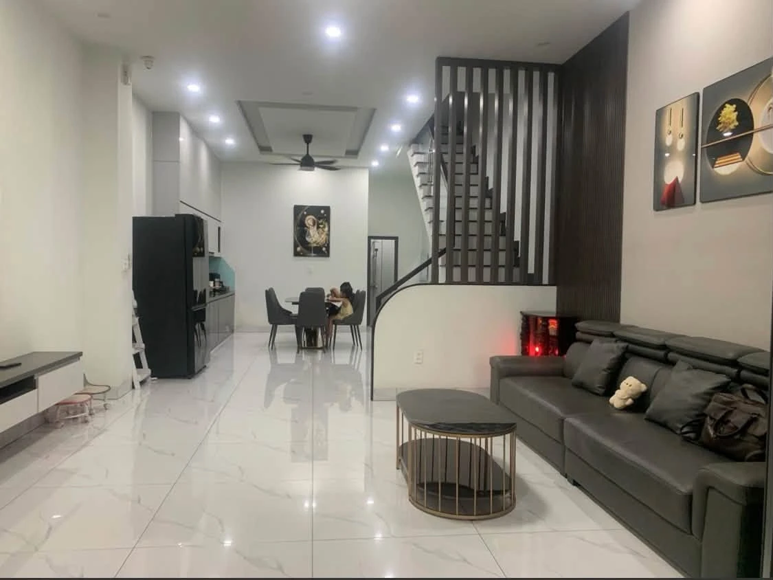 Bán nhà 2 tầng mặt tiền 7m, 102m² Dĩ An, 7 tỷ - Ảnh thu nhỏ 3