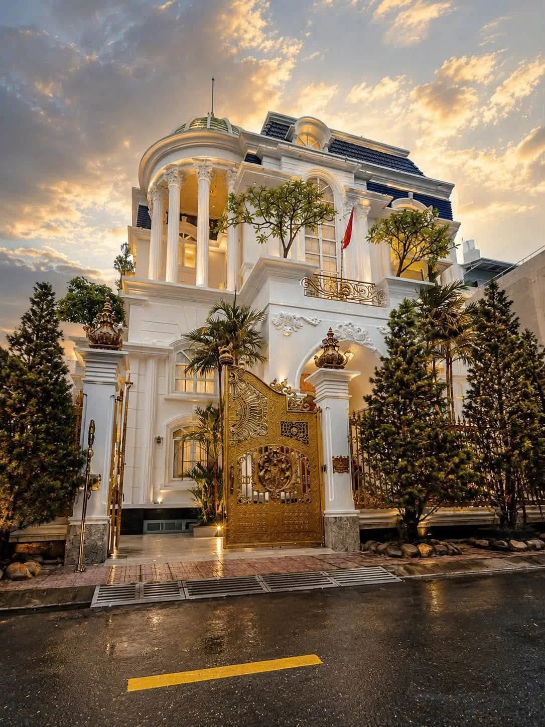 Bán dinh thự nghỉ dưỡng đất 372,5m2, 5 phòng ngủ, thang máy tại Bình Trị Đông B, Bình Tân - Ảnh 1