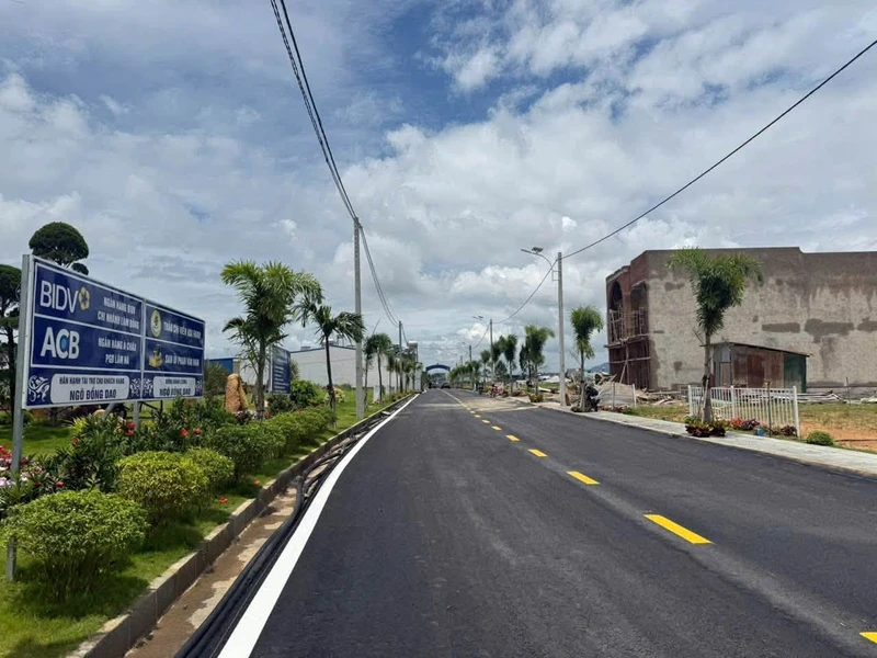 Bán lô đất 5x20 ngõ Đồng Dao hẻm Thống Nhất, Xã Đức Trọng, Lâm Đồng giá 1,35 tỷ