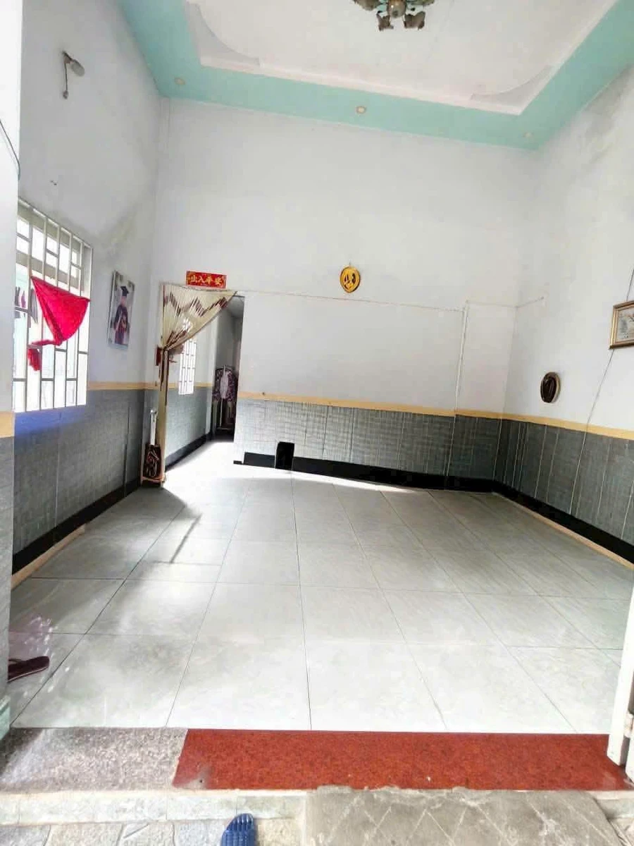 Bán nhà Tân Phước Khánh Tân Uyên 100m2, 2 phòng ngủ, 2 tỷ 350 - Ảnh thu nhỏ 2