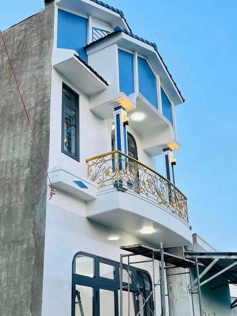Bán nhà 3 phòng ngủ hẻm Lê Hữu Trác, Quảng Ngãi - Ảnh 1