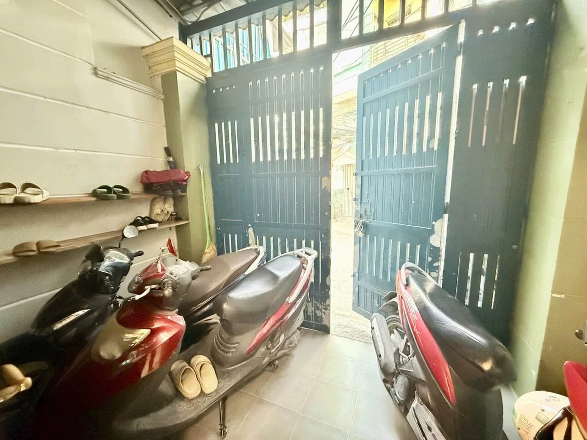 Bán nhà 4 tầng 34m2 5PN hẻm ô tô Cách Mạng Tháng Tám, Quận 10, giá 7,9 tỷ - Ảnh thu nhỏ 4