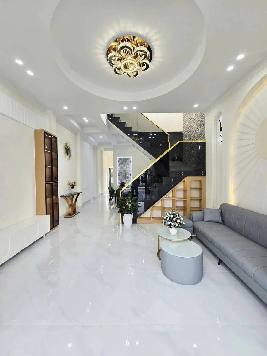 Bán nhà lầu 3 phòng ngủ 112m² Tây Ninh giá 2 tỷ 590 triệu - Ảnh thu nhỏ 2