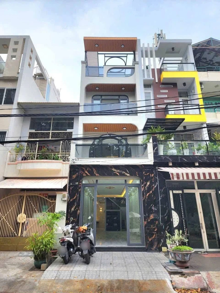 Bán nhà mặt tiền đường Tên Lửa, 4x20m, 1 trệt 3 lầu, 5PN, thang máy, Bình Tân - Ảnh 1