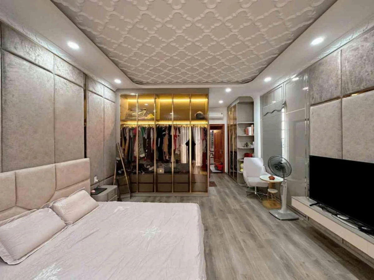 Bán nhà phố 4 tầng 77m2, 5PN, 5WC đường số 8, Bình Tân giá 7,7 tỷ - Ảnh thu nhỏ 2