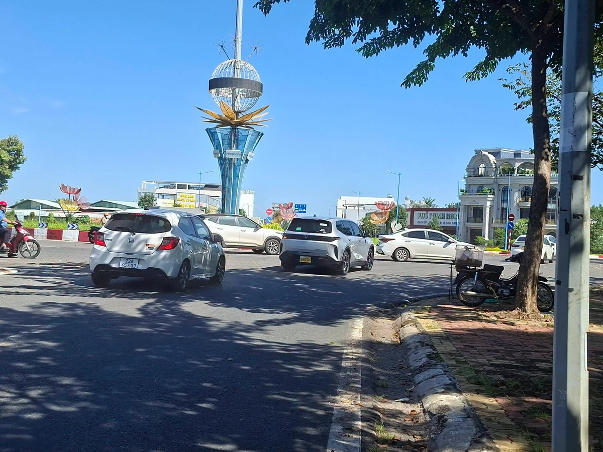 Bán đất Bà Rịa 183m2, 2 tỷ, sổ sẵn - Ảnh thu nhỏ 2