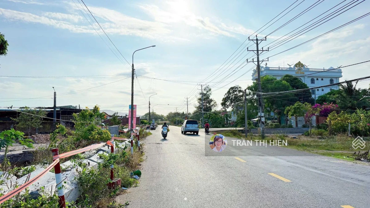 Mặt tiền đường ven biển Võ Văn Kiệt ngay ủy ban xã Phước Hải - đường mở 36m - 310m2 - 100m2 thổ cư - Ảnh thu nhỏ 2