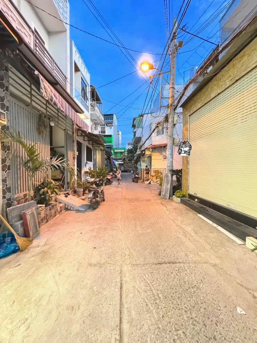 Bán nhà hẻm 5m Bình Tân, 52m², 2PN, 5.6 tỷ - Ảnh thu nhỏ 3