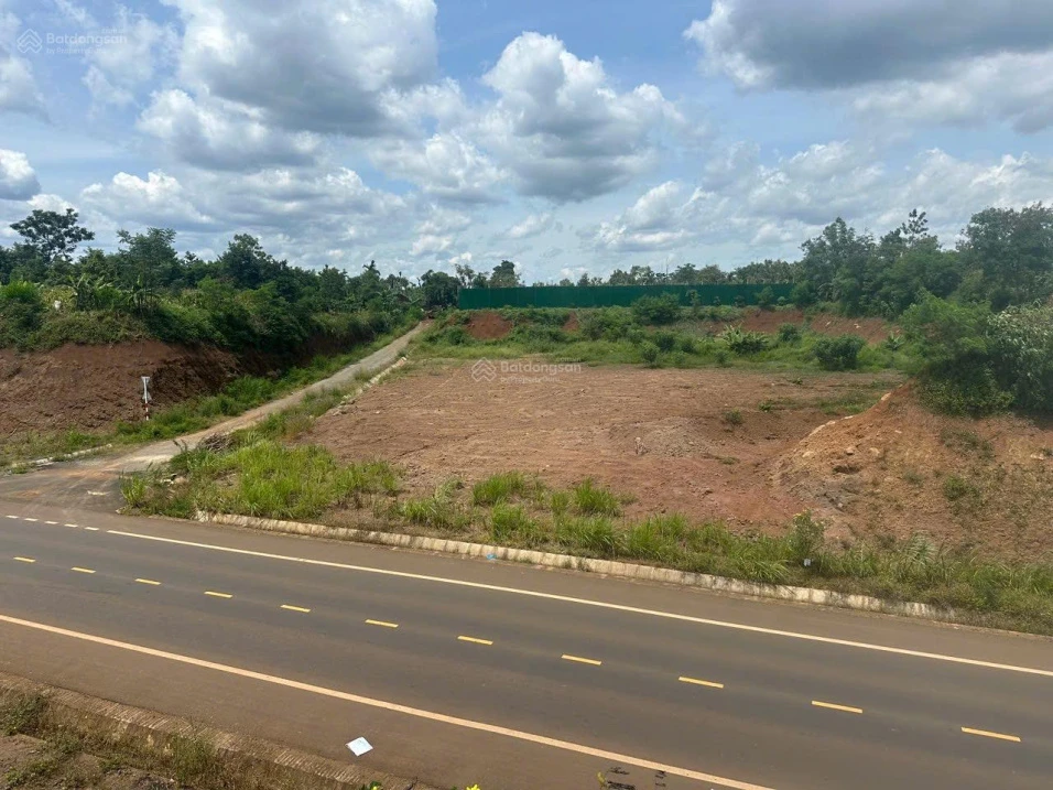 Bán đất 2 mặt tiền Tránh Đông Buôn Ma Thuột 2.712m² - Sổ hồng - Giá 3tỷ7 - Gần hồ Ea Nhái - Ảnh 1