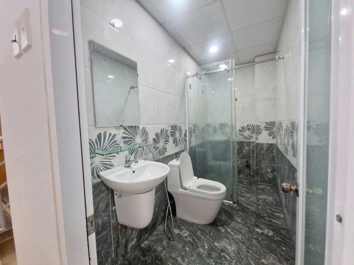 Bán nhà 1 trệt 2 lầu mặt tiền Văn Cao, 90m² tại Vũng Tàu - Ảnh thu nhỏ 5