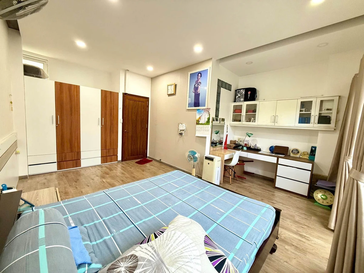 Bán nhà 3 tầng 100m2 KĐT Hà Quang 1, Phước Hải, Nha Trang giá 10,8 tỷ - Ảnh thu nhỏ 5