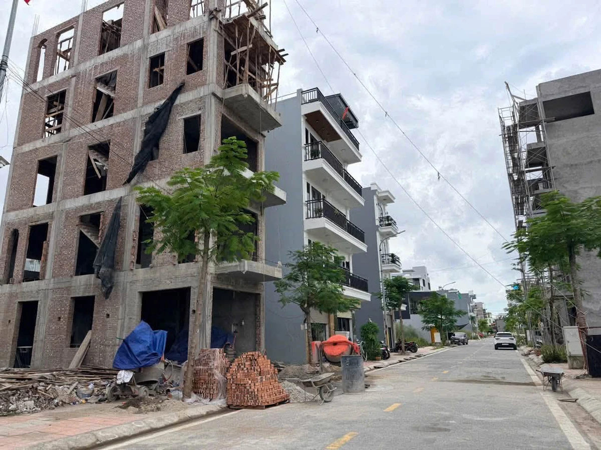 Bán lô đất 48m2 mặt tiền Lê Lai Q1 - Ảnh thu nhỏ 2