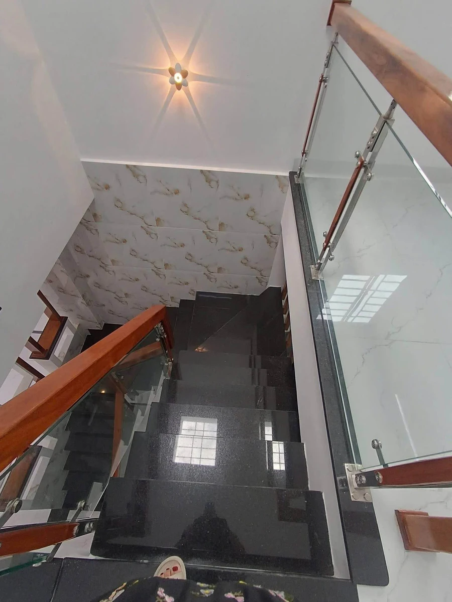 Nhà 2 tầng xây mới 49,2m2 Trần Quốc Toản Quy Nhơn - Ảnh thu nhỏ 3