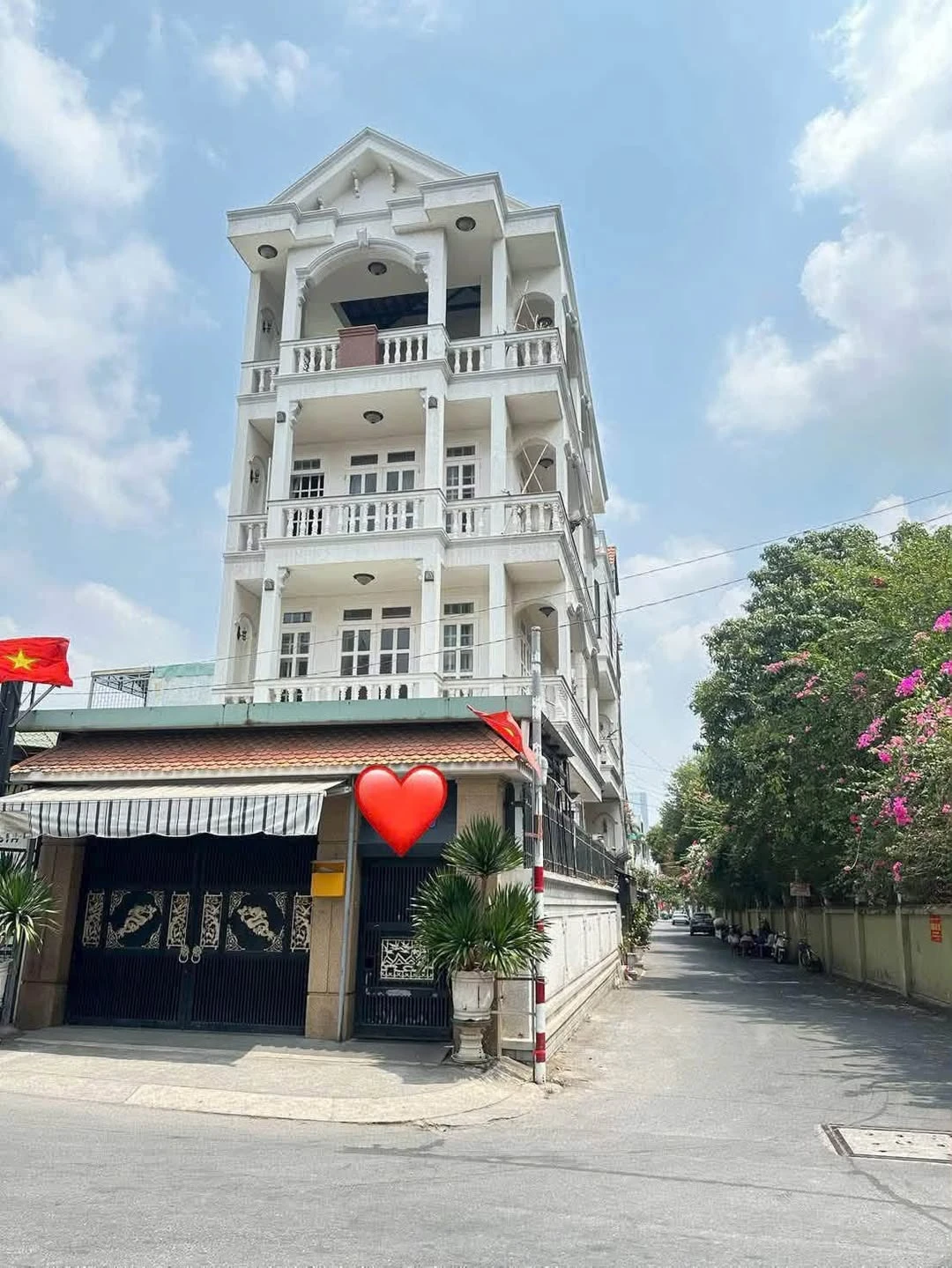 Bán nhà góc 2 mặt tiền 4 tầng 6x19m Dương Quảng Hàm, An Nhơn, Gò Vấp giá 22,5 tỷ - Ảnh 1