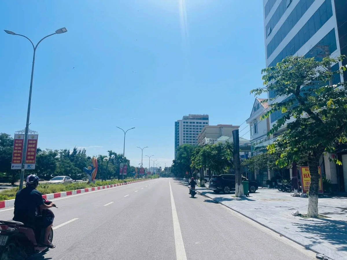 Bán lô góc kinh doanh mặt đường Bình Minh, Vinh, 210.5m² - Ảnh thu nhỏ 2