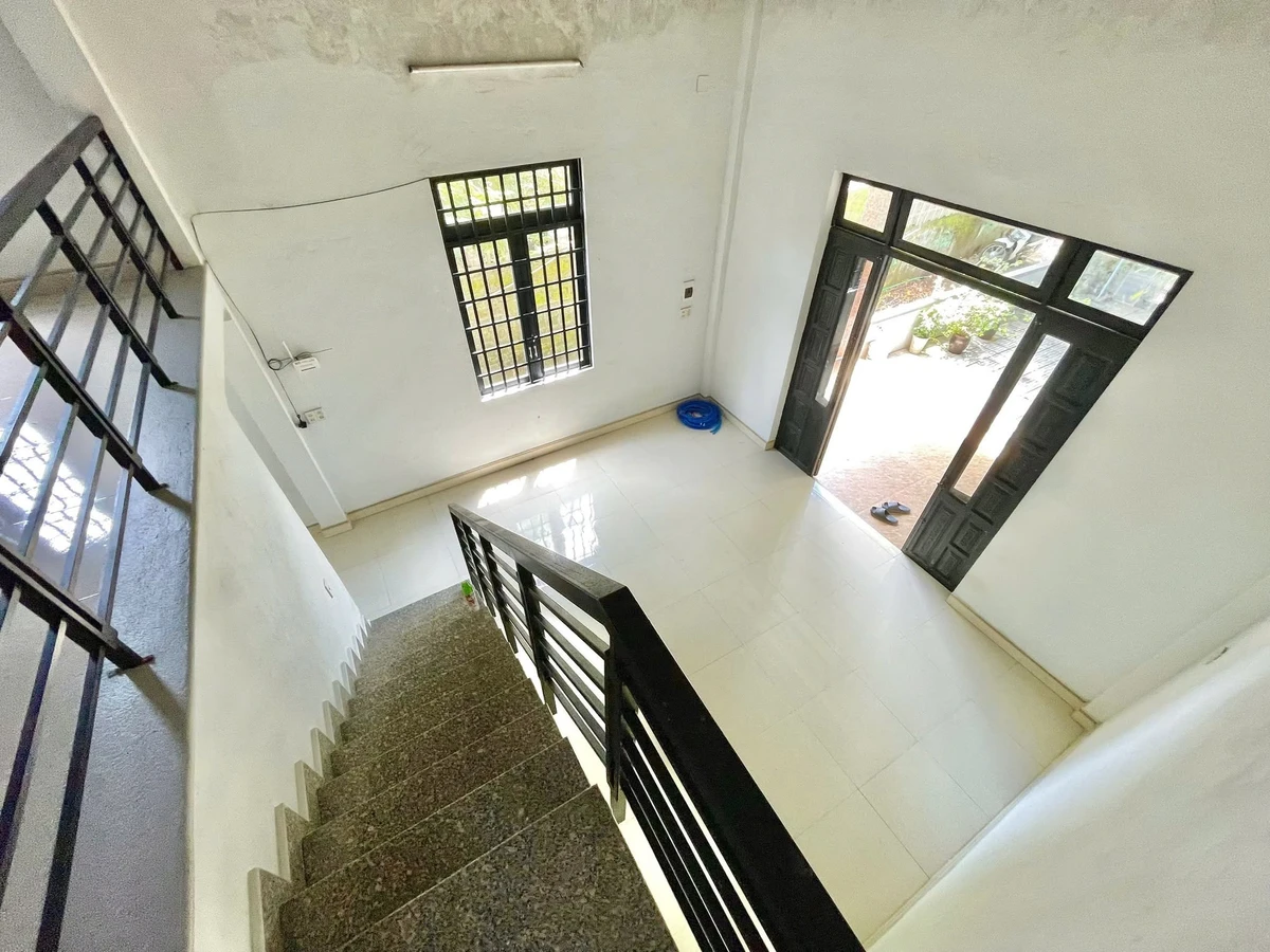 Bán nhà gác lửng 2 mặt tiền 137m² Hương Vinh 1,65 tỷ - Ảnh thu nhỏ 4