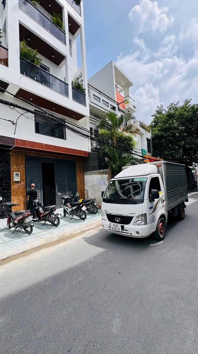 Bán nhà 4,5x22m lửng 3 lầu thang máy 4PN đường Tô Ngọc Vân, Thạnh Xuân, Quận 12 - Ảnh thu nhỏ 2