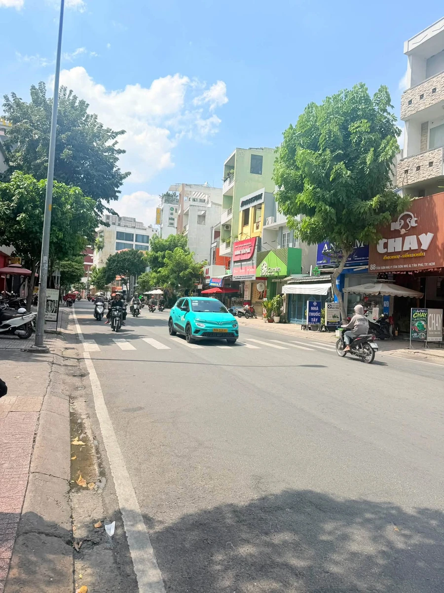 Bán shophouse mặt tiền Tân Sơn Nhì, Tân Bình 4.3x20m, 20 tỷ - Ảnh thu nhỏ 2