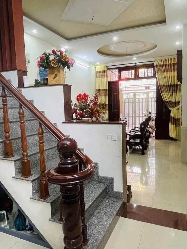 Bán nhà 2 mặt hẻm 90m² đường Ngô Đức Kế, Vũng Tàu, 7,9 tỷ - Ảnh thu nhỏ 2