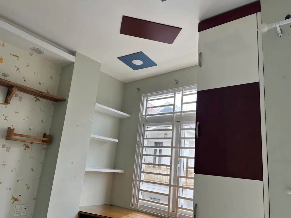 Cho thuê nhà phố 3 lầu 4x16m 4PN gần Liên Phường, Phước Long, Quận 9, 15 triệu/tháng - Ảnh thu nhỏ 5