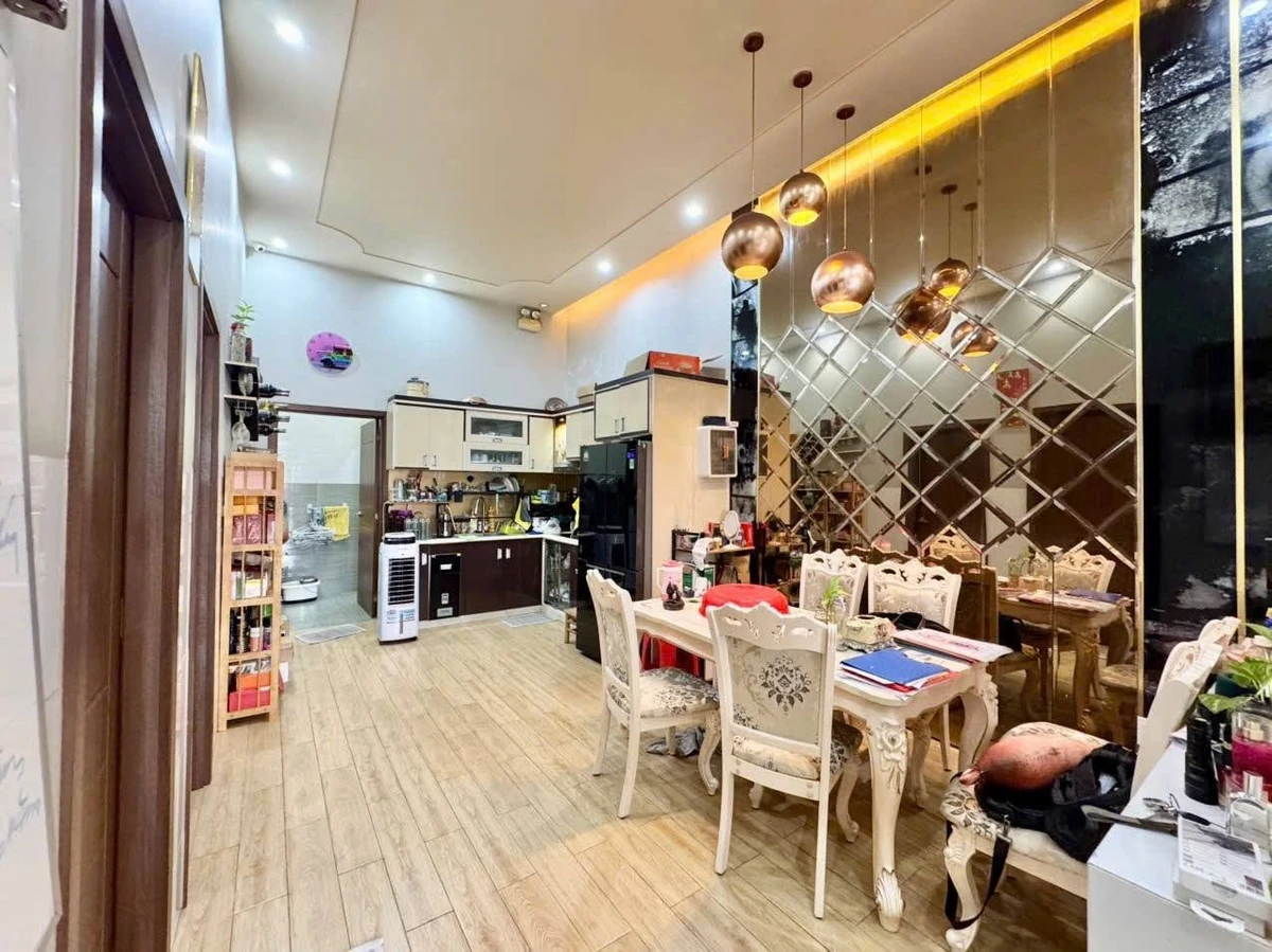 Bán nhà Phú Thọ Thủ Dầu Một 177m² giá 3 tỷ 5 - Ảnh thu nhỏ 3
