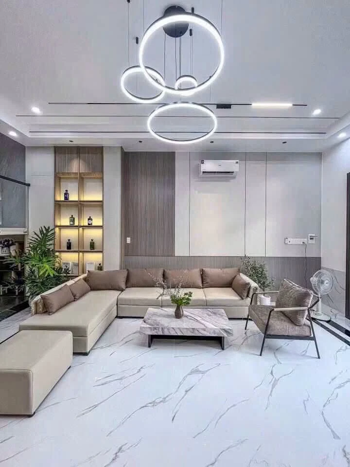 Bán nhà 1 trệt 2 lầu 85m2 Cần Thơ 5 tỷ 800 triệu - Ảnh thu nhỏ 3