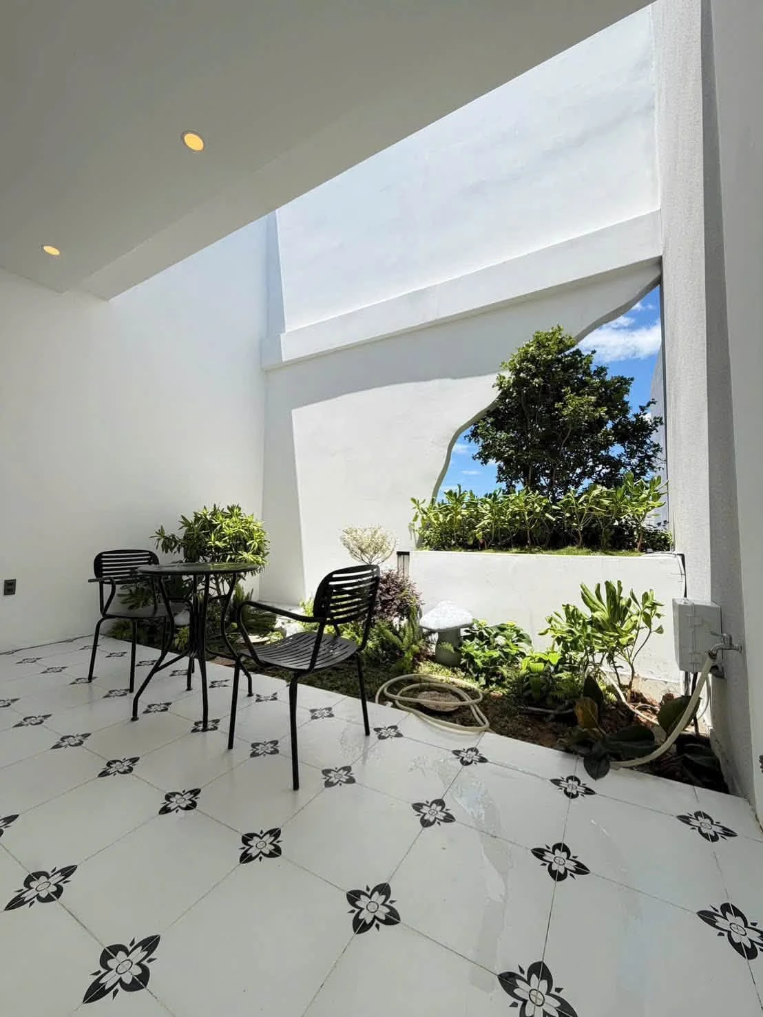 Bán nhà mặt tiền Dương Tôn Hải 89.5m² 3 tầng 3PN gần biển - Ảnh 1