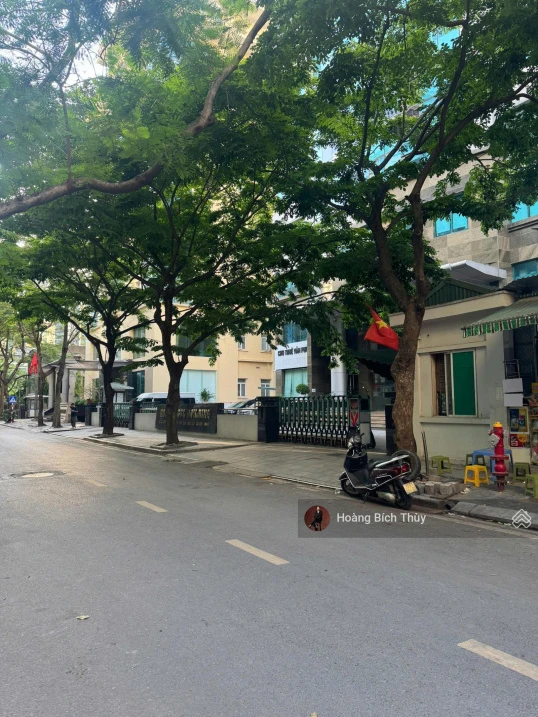 Chủ đầu tư bán tòa 11 tầng 2 thoáng - Phố Duy Tân - Dịch Vọng Hậu - 1300m2 - MT 32m - 270 tỷ - Ảnh thu nhỏ 3