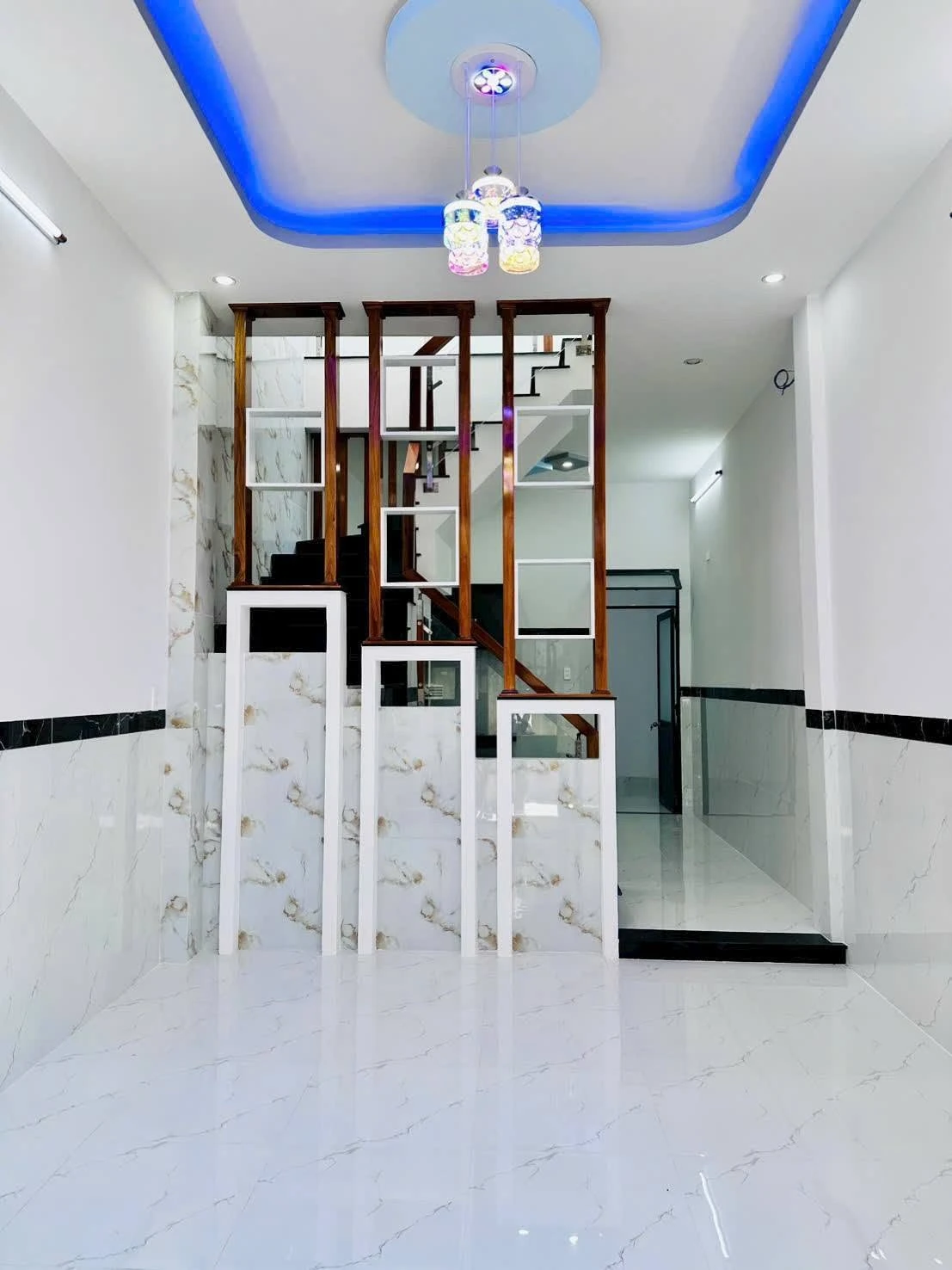 Bán nhà hẻm Trần Quốc Toản, Quy Nhơn, 46,6m2, 3PN 2WC, giá 2,4 tỷ - Ảnh 1