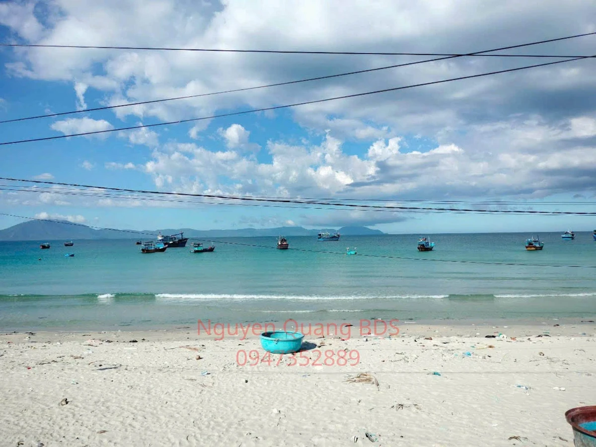 Bán đất view biển 246m2 3 mặt tiền Dốc Lết 12,8 tỷ - Ảnh thu nhỏ 2