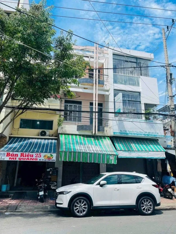 Bán nhà 3,5 tầng mặt tiền Lạc Long Quân, Nha Trang, 7,85 tỷ, 45,4m²