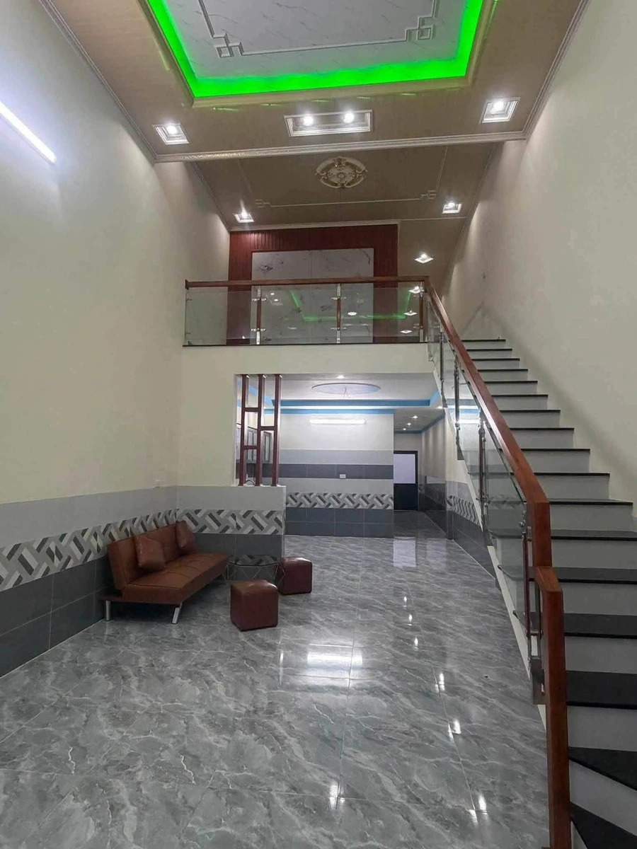 Bán nhà sổ riêng 125m2 3PN gần ngã tư Thu Hiền, Bình Minh, Đồng Nai giá 2,05 tỷ - Ảnh 1