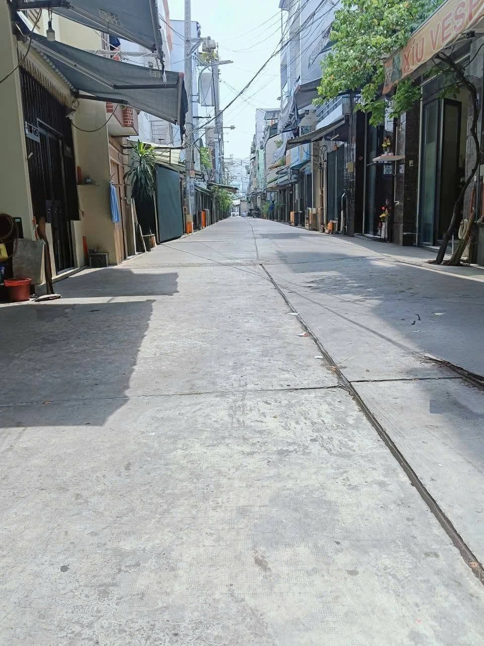Bán nhà hẻm xe hơi 5x10m 4PN 4WC gần chợ Bình Trị Đông, Bình Tân - Ảnh 1