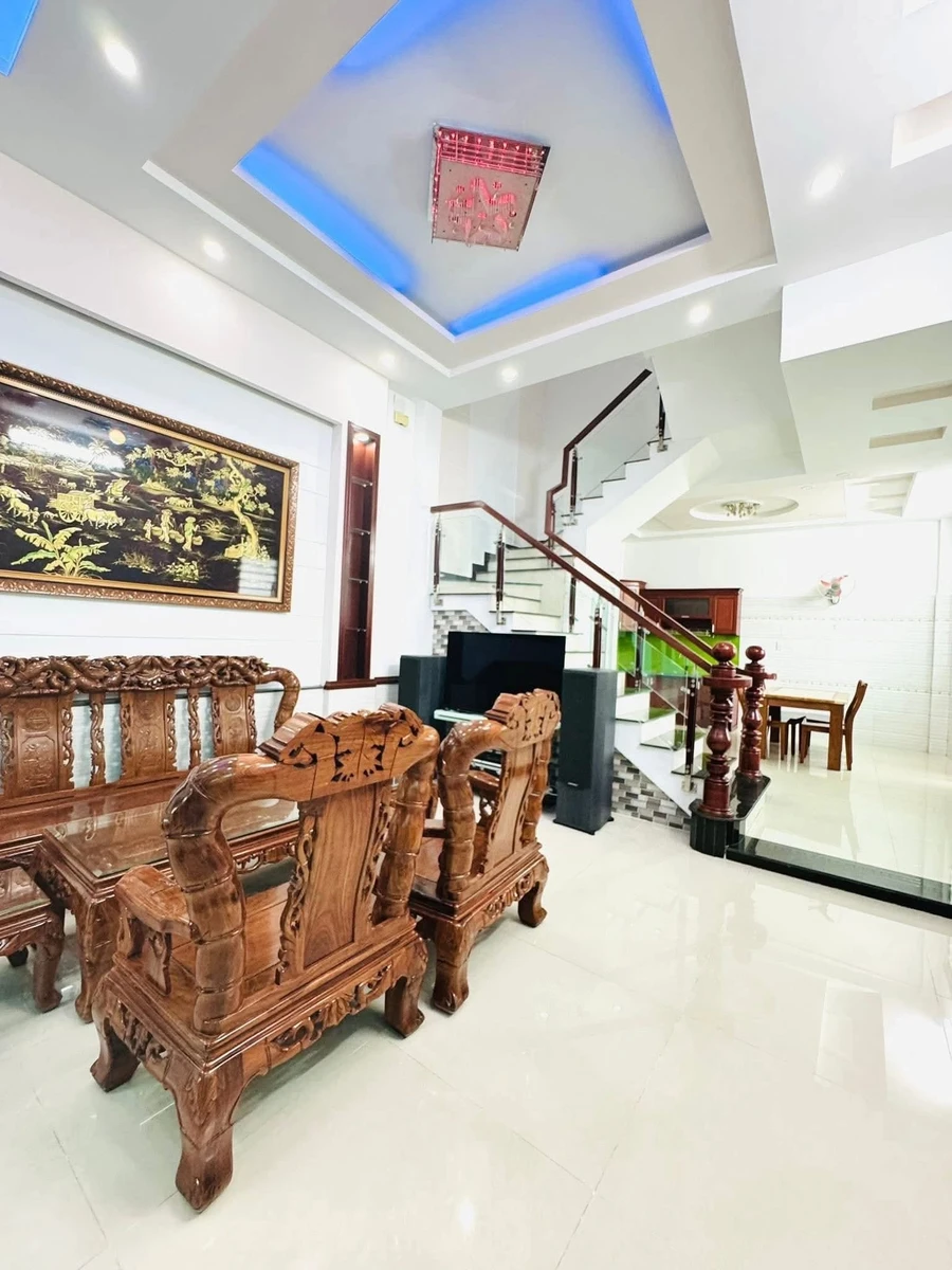 Nhà bán Gò Vấp hẻm ôtô 72m2, 4 tầng 4PN 7.4 tỷ - Ảnh thu nhỏ 3