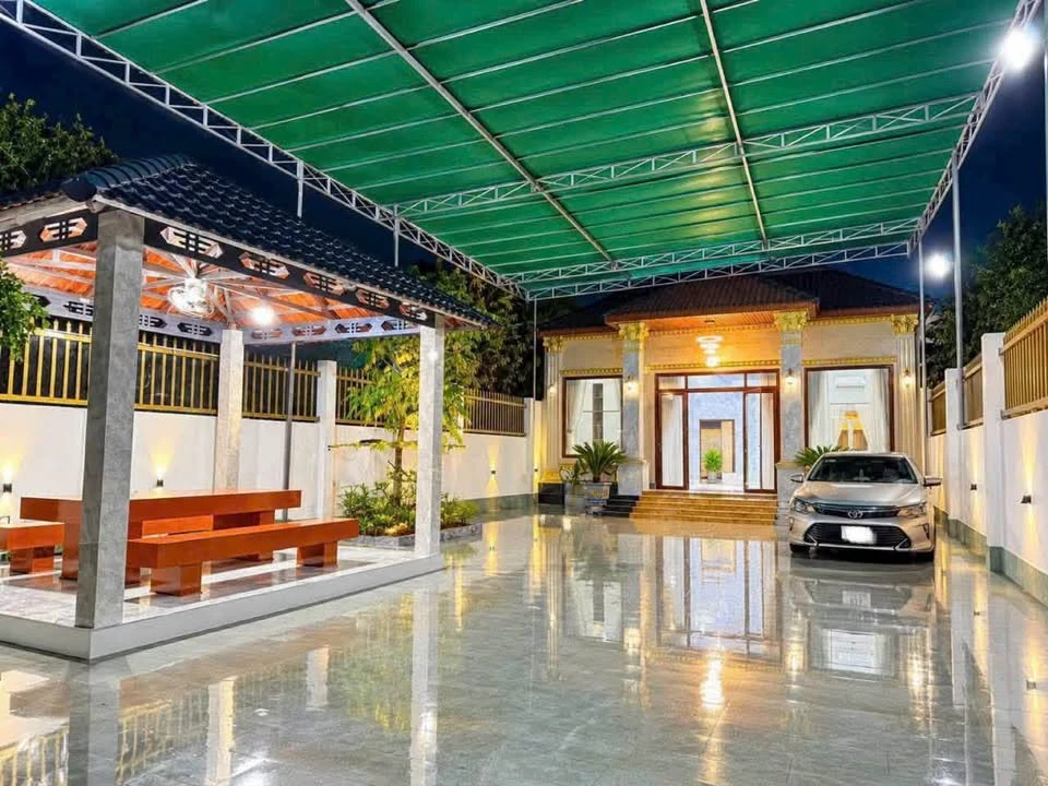 Bán nhà mặt tiền Định Hoà 300m2, 3 phòng ngủ - 4.75 tỷ - Ảnh thu nhỏ 2