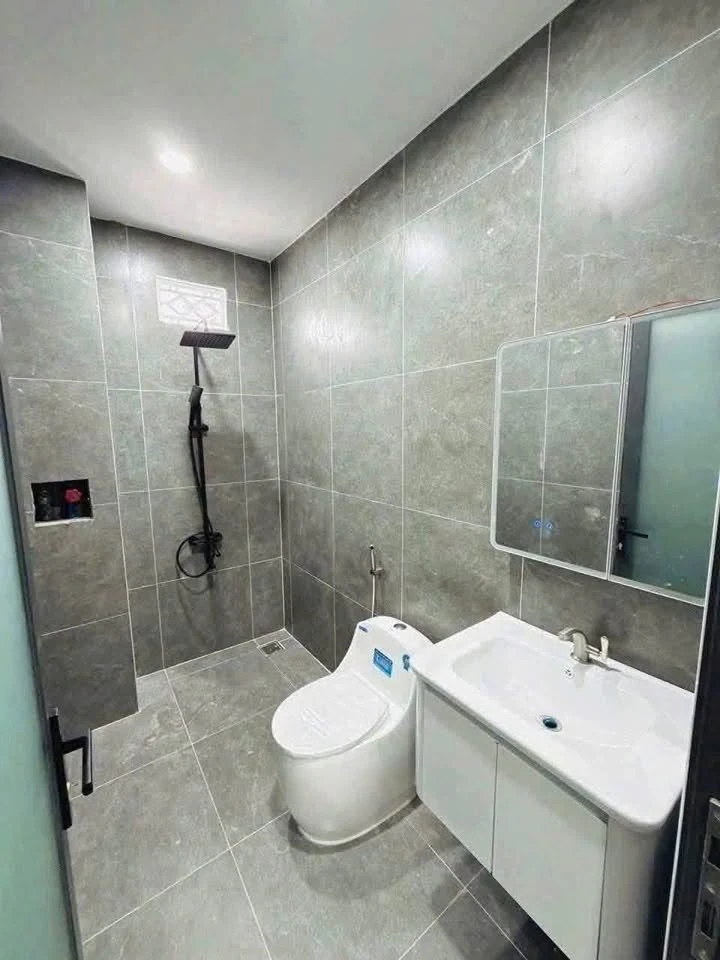 Bán nhà sổ riêng 1 trệt 1 lầu 160m2, giá 3,68 tỷ gần Đồng Khởi - Ảnh thu nhỏ 4