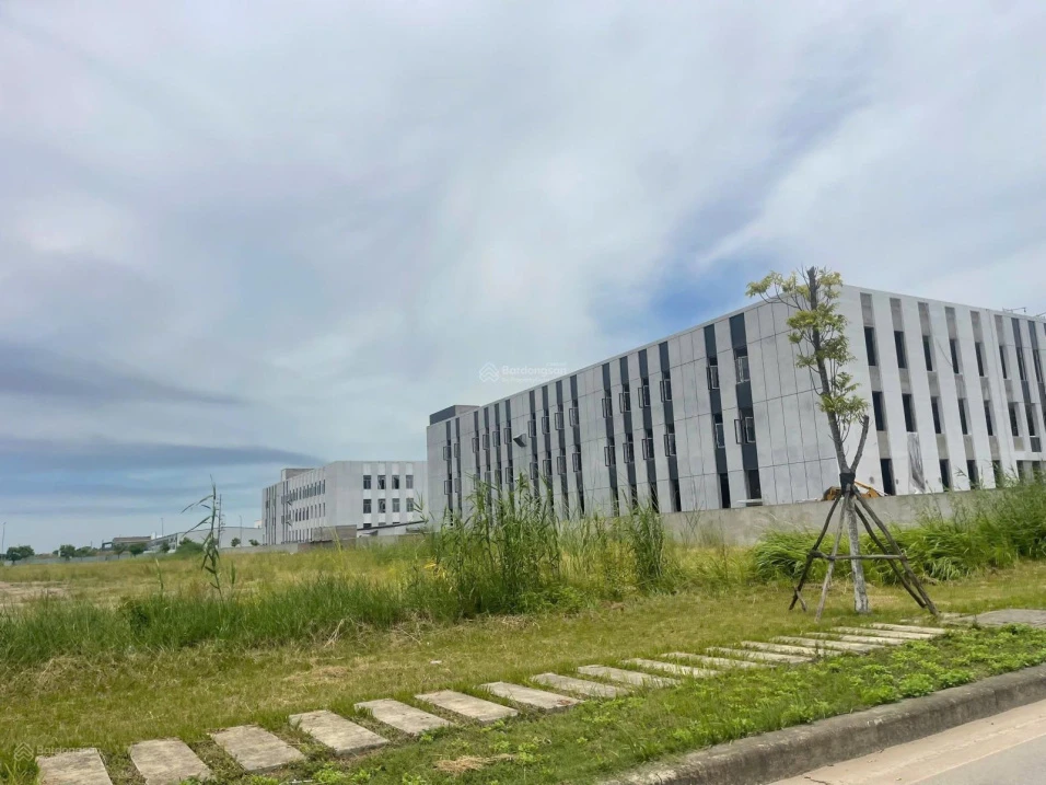 Bán 1200m2 đất TMDV kho xưởng, logistics, khách sạn lưu trú, KCN Đồng Văn 1, 9T, nút giao vực vòng - Ảnh thu nhỏ 3