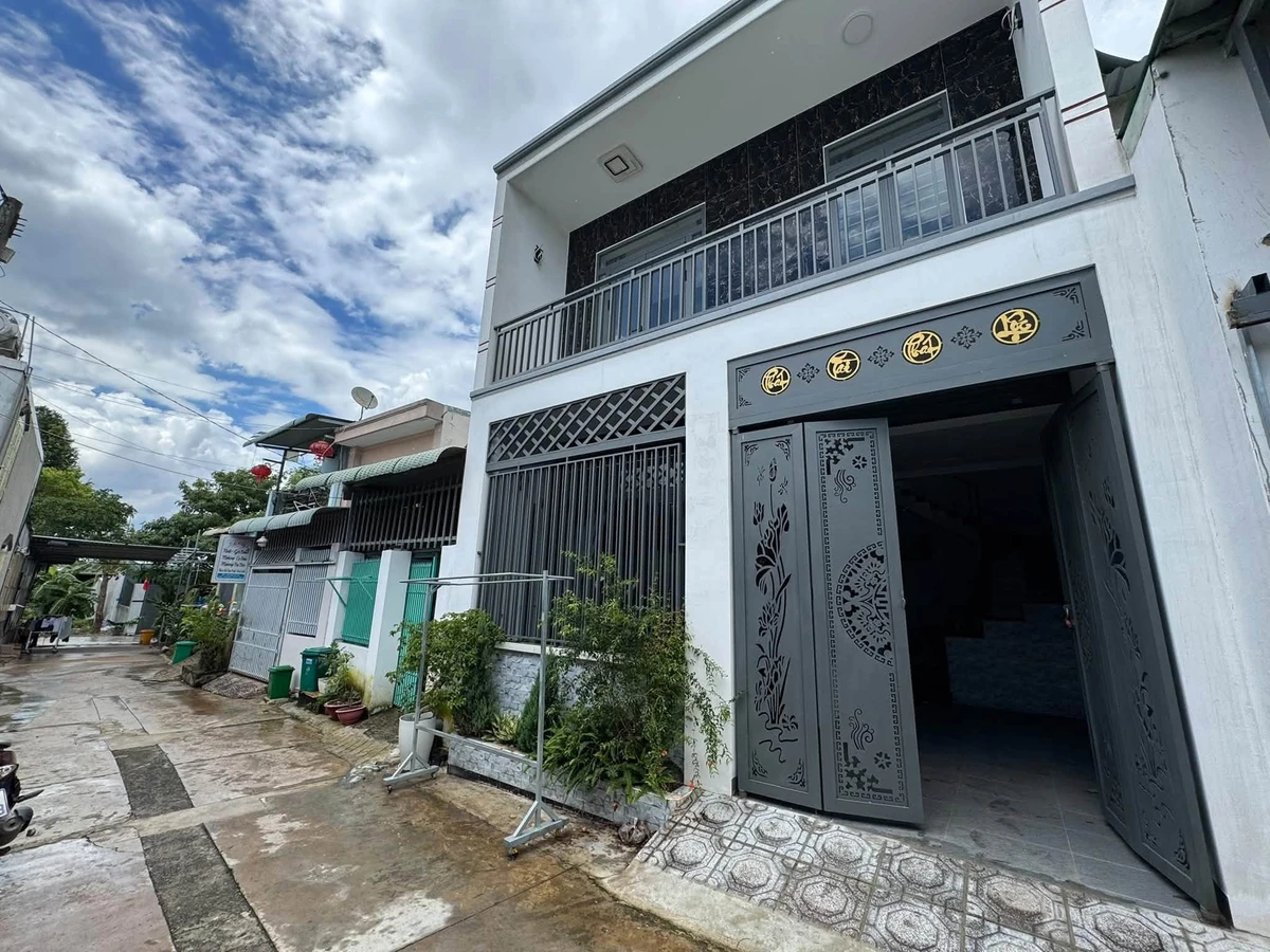 Bán nhà 2 tầng 3PN Trảng Dài 88m² 2 tỷ 580 - Ảnh 1
