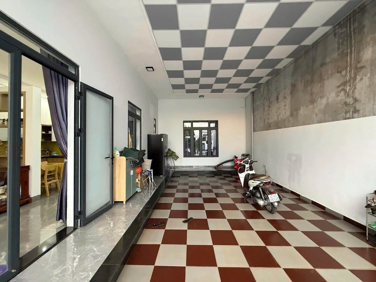 Bán nhà 10m Hẻm Y Moan 250m² 3 PN Quận 12 - Ảnh 1