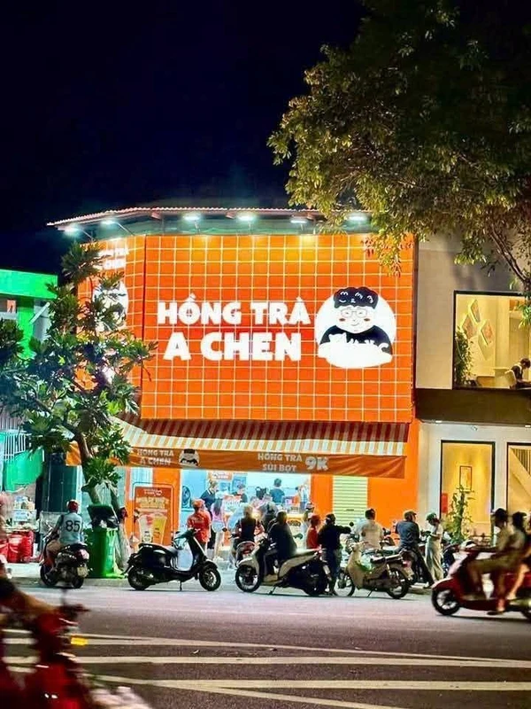 Bán nhà mặt tiền Phạm Văn Đồng 30m² view biển, gần cầu Trần Phú, Nha Trang