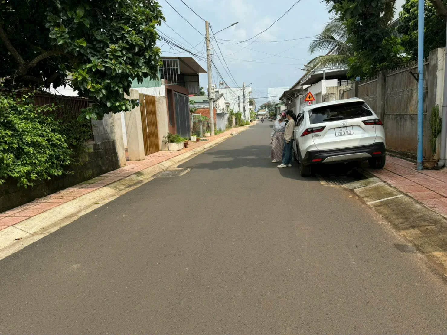 Bán lô đất hẻm 25 Mai Thị Lựu, Ea Kao, Buôn Ma Thuột, 4,5x20m, giá 2,5 tỷ - Ảnh 1