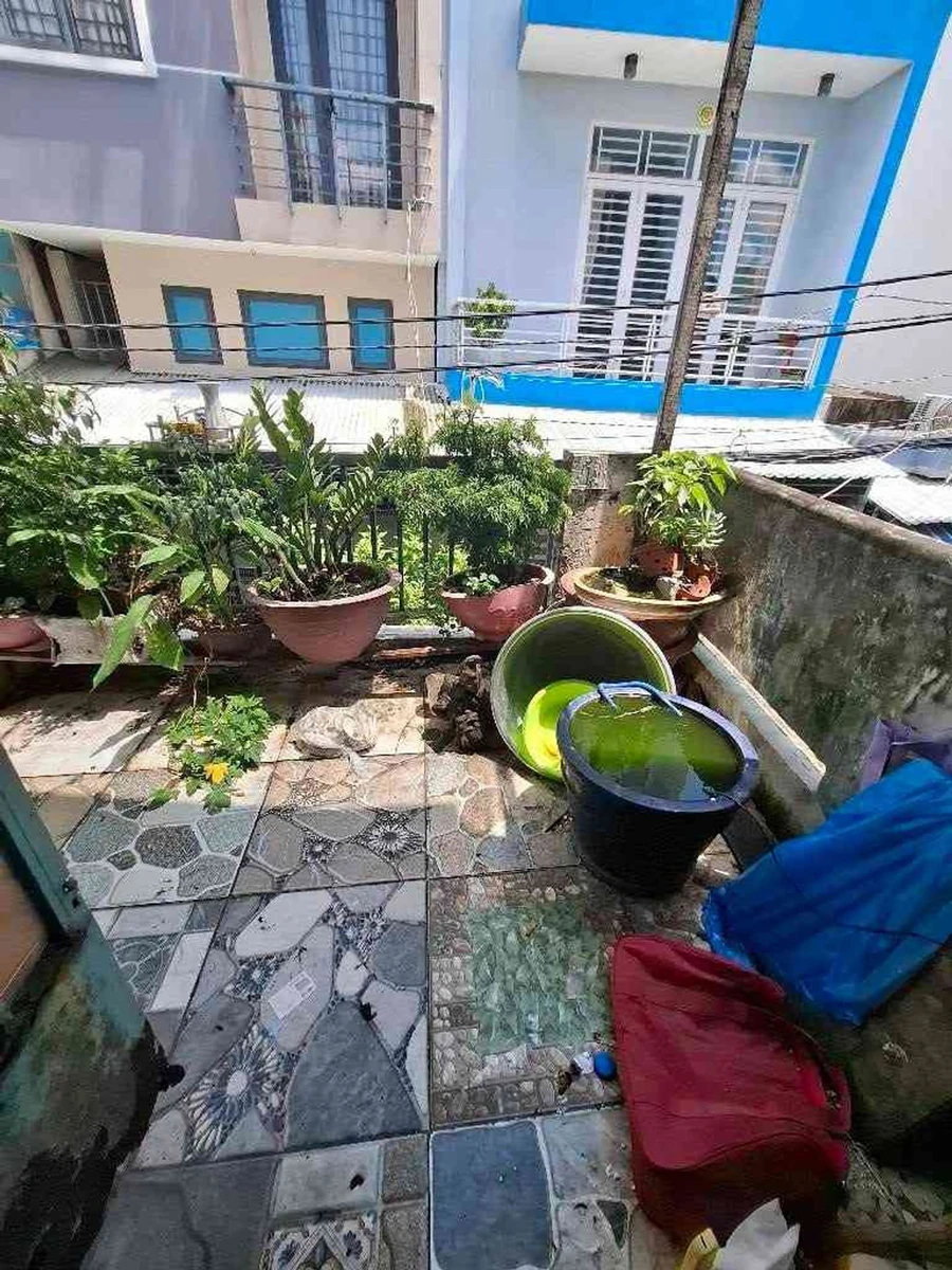 Bán nhà hẻm ô tô Phạm Văn Chí Quận 6, 68m2, 3 tầng 4PN, giá 6,5 tỷ - Ảnh thu nhỏ 4